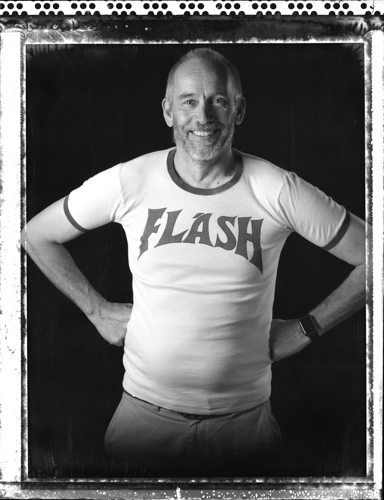 Jasper Fforde poses badly in a prized T shirt